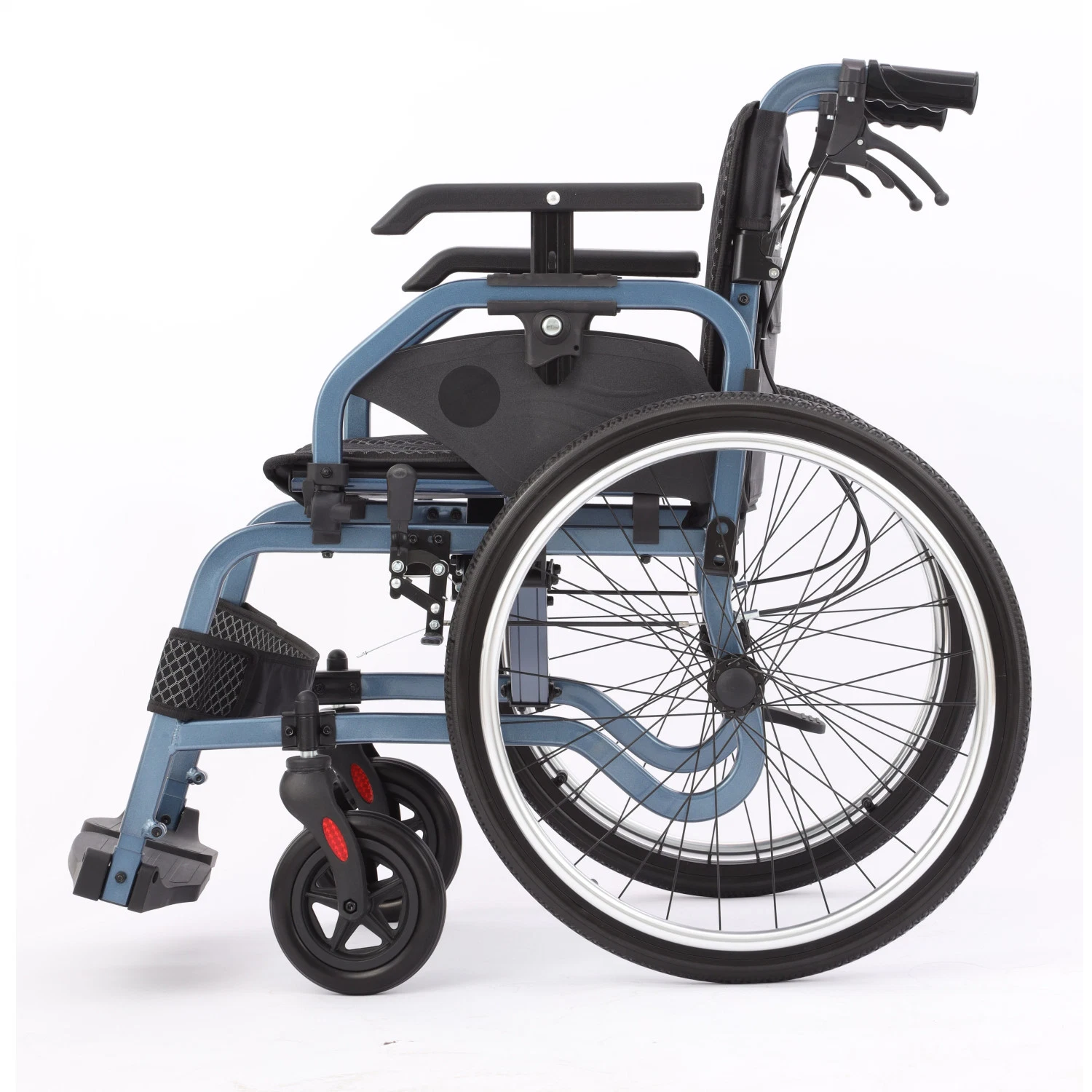Zusammenklappbarer Tragbarer Rollstuhl Lichtübertragung manuell Rollstuhl für Behinderte Erwachsene