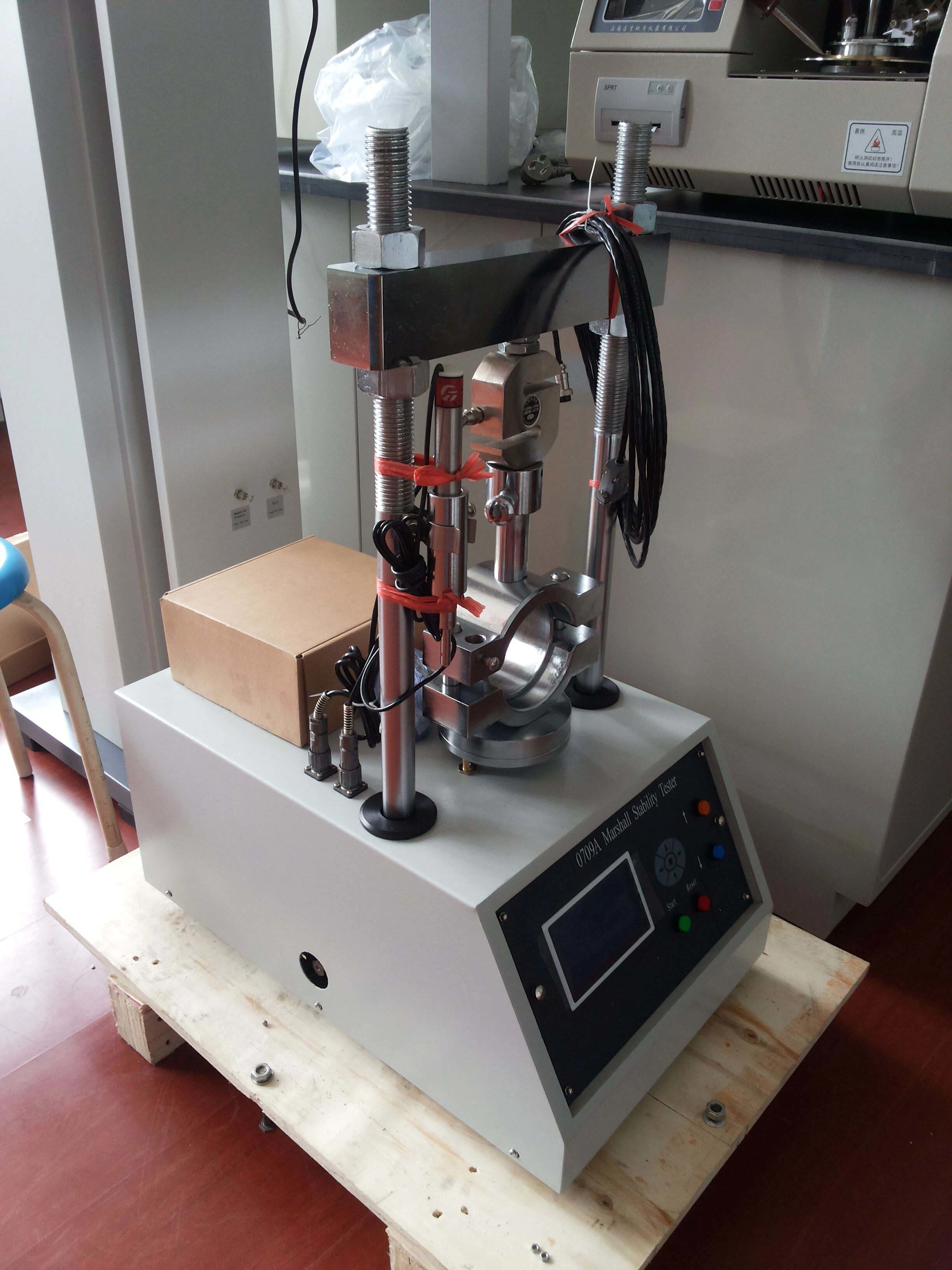 Marshall Stability Tester for Maximum Load and Flow Values of Bituminous Mixtures