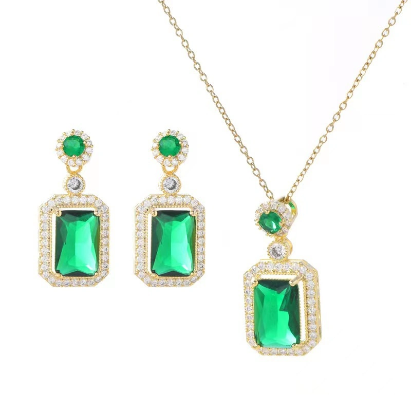 Light Luxury Grandmother Emerald Necklace Three -Piece Retro Advanced Sensor Pendant Titanium Steel Collar Bone Chain Earrings Ring