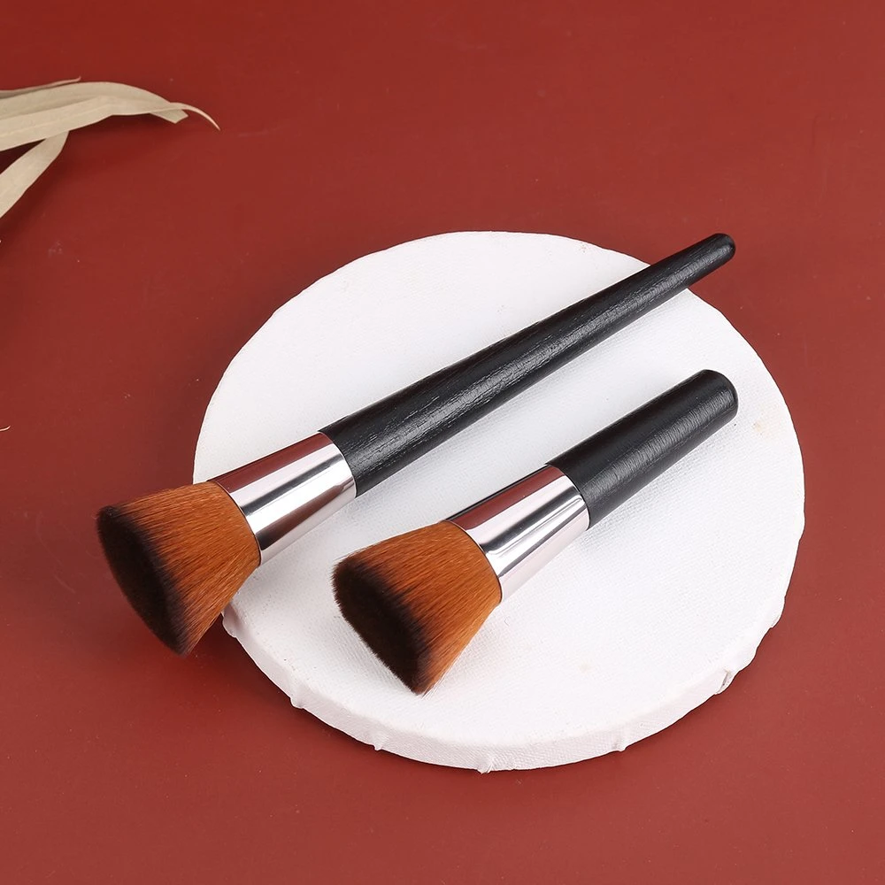 Maquiagem Makeup Brush Flat Foundation Brush Nylon Hair Wood Handle Powder Brush Cheek Brush Hot Selling Cosmetic Products