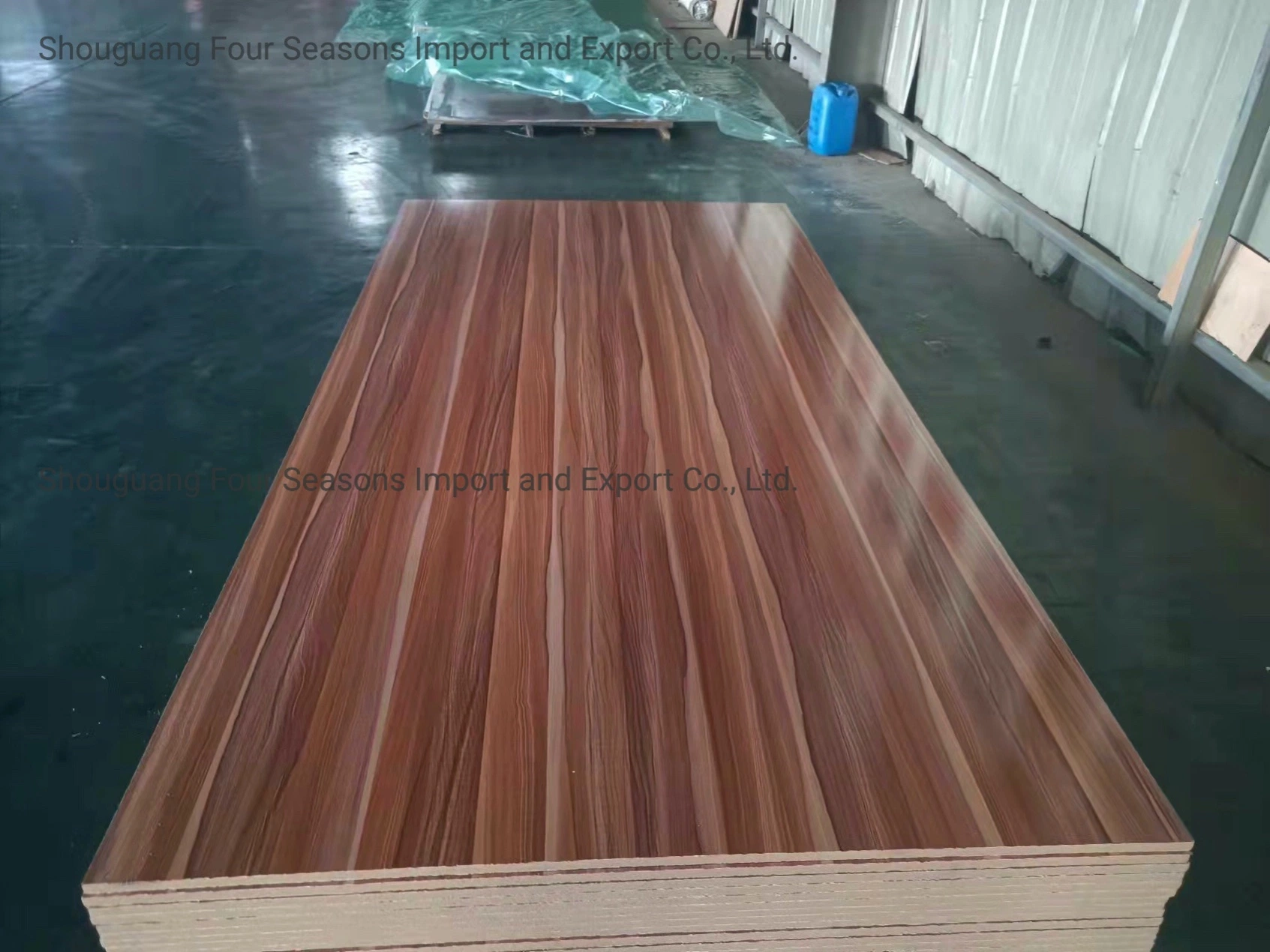 Good Quality Melamine MDF for Building Material and Home Furniture