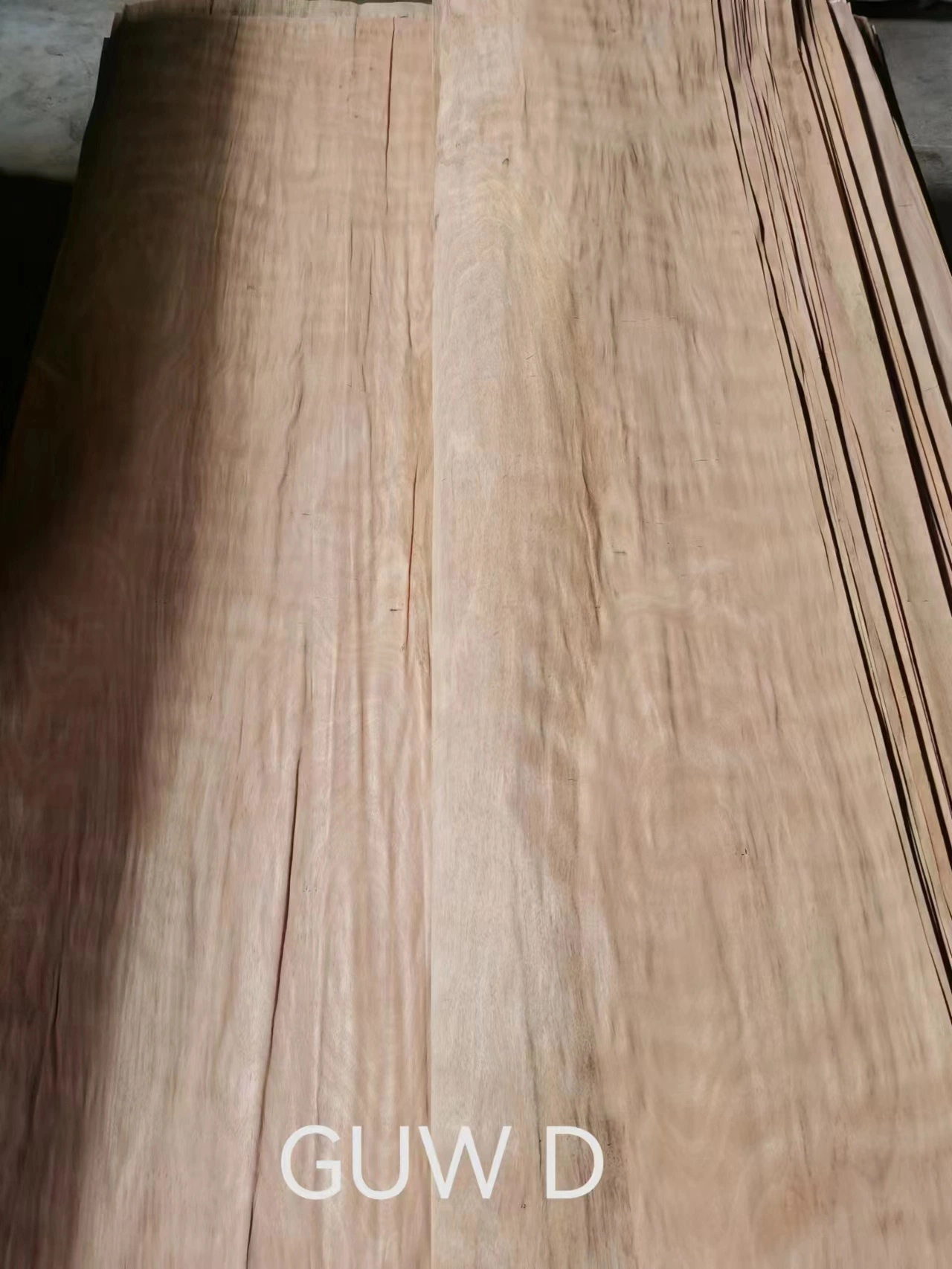 0.23mm+ Cheap Price Guw Wood Veneer for Plywood Factory at Wholesale/Supplier Cheap Price