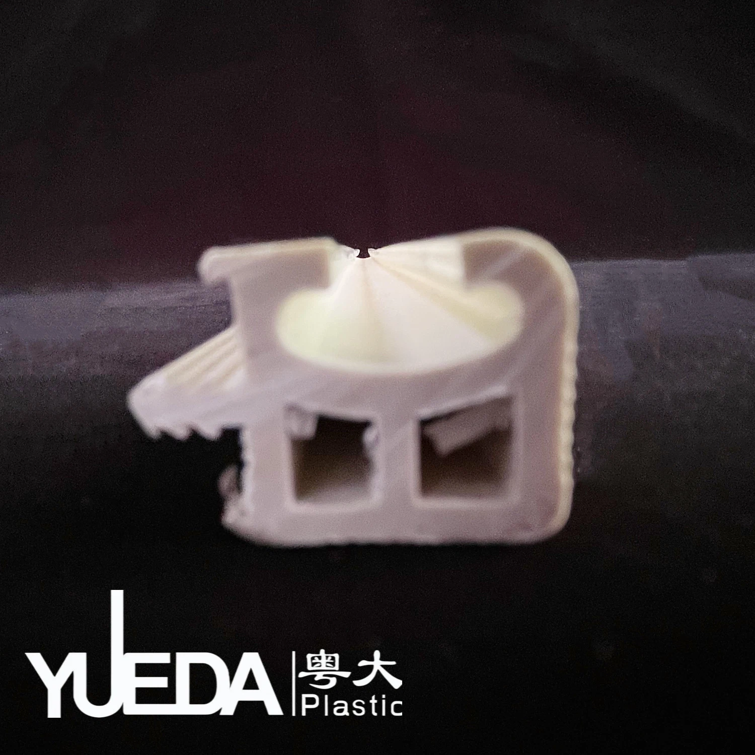 Yueda Plastic Profile Furniture Smooth Operation Plastic PVC UPVC Window Door Sash Frame Profile