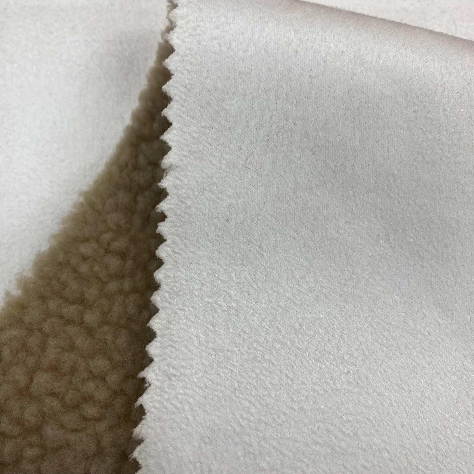 China Factory Best Textiles 100% Polyester Fabric Sueded Fabric Jersey Polyester Compound Lamb Wool with TPU for Winter Jacket Coat