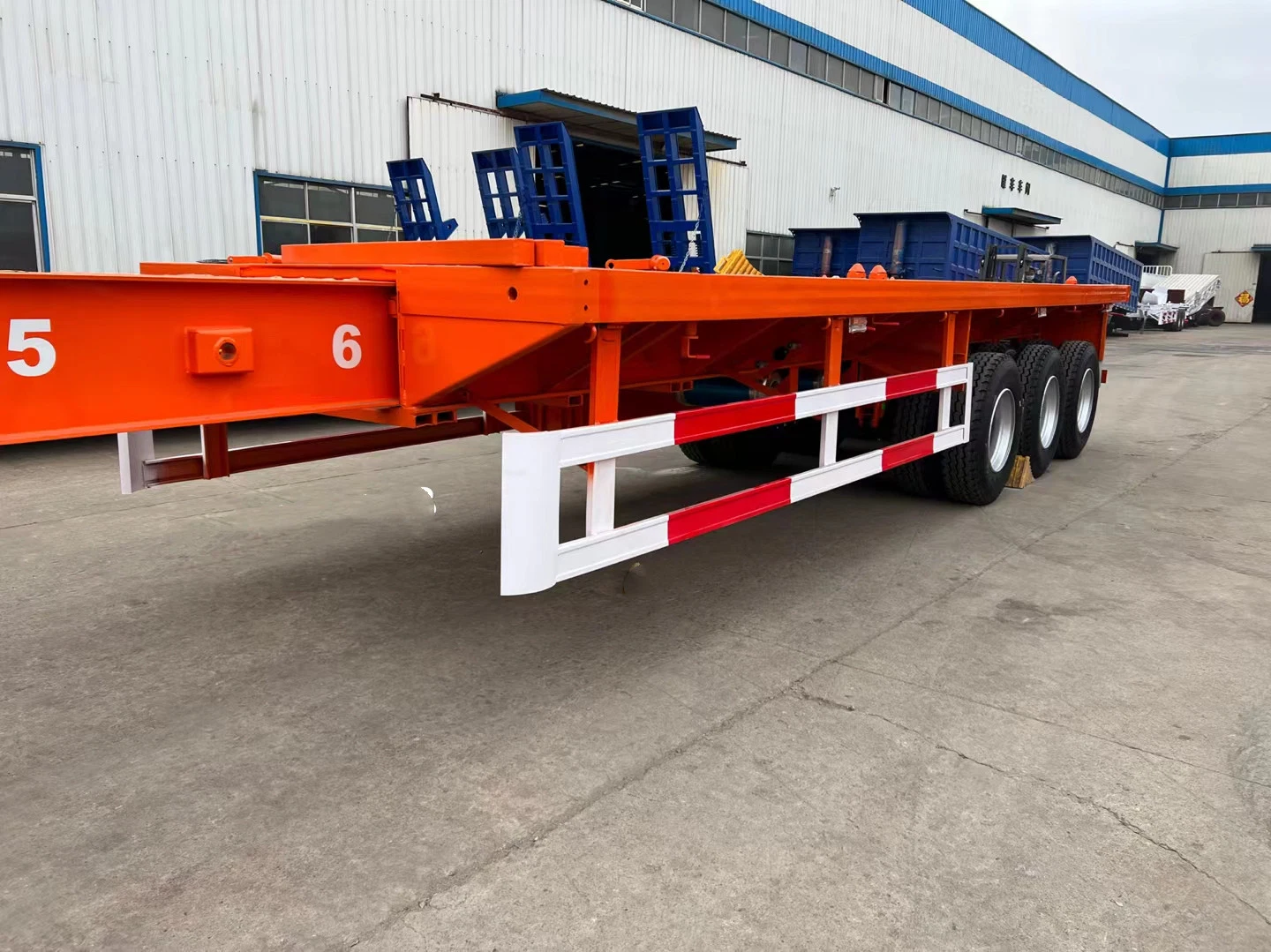 Extendable Flatbed Semi Trialer for Overlength Cargo Transportation