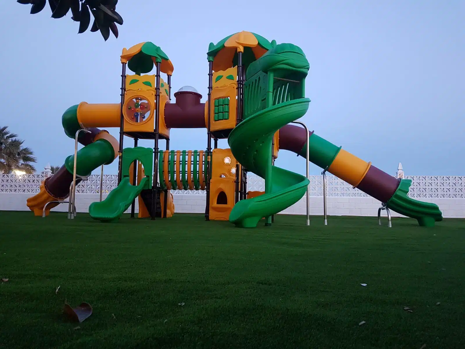 Qitele New ASTM Amusement Park Commercial Outdoor Playground Equipment (KSII-19101)