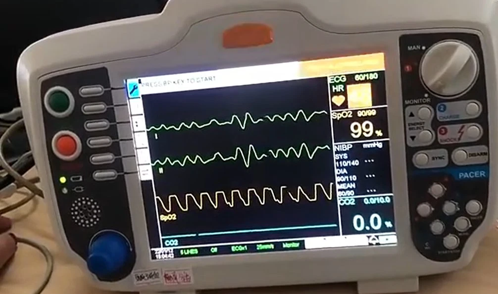 Digital Electric Automatic Defibrillator Monitor (DM7000)