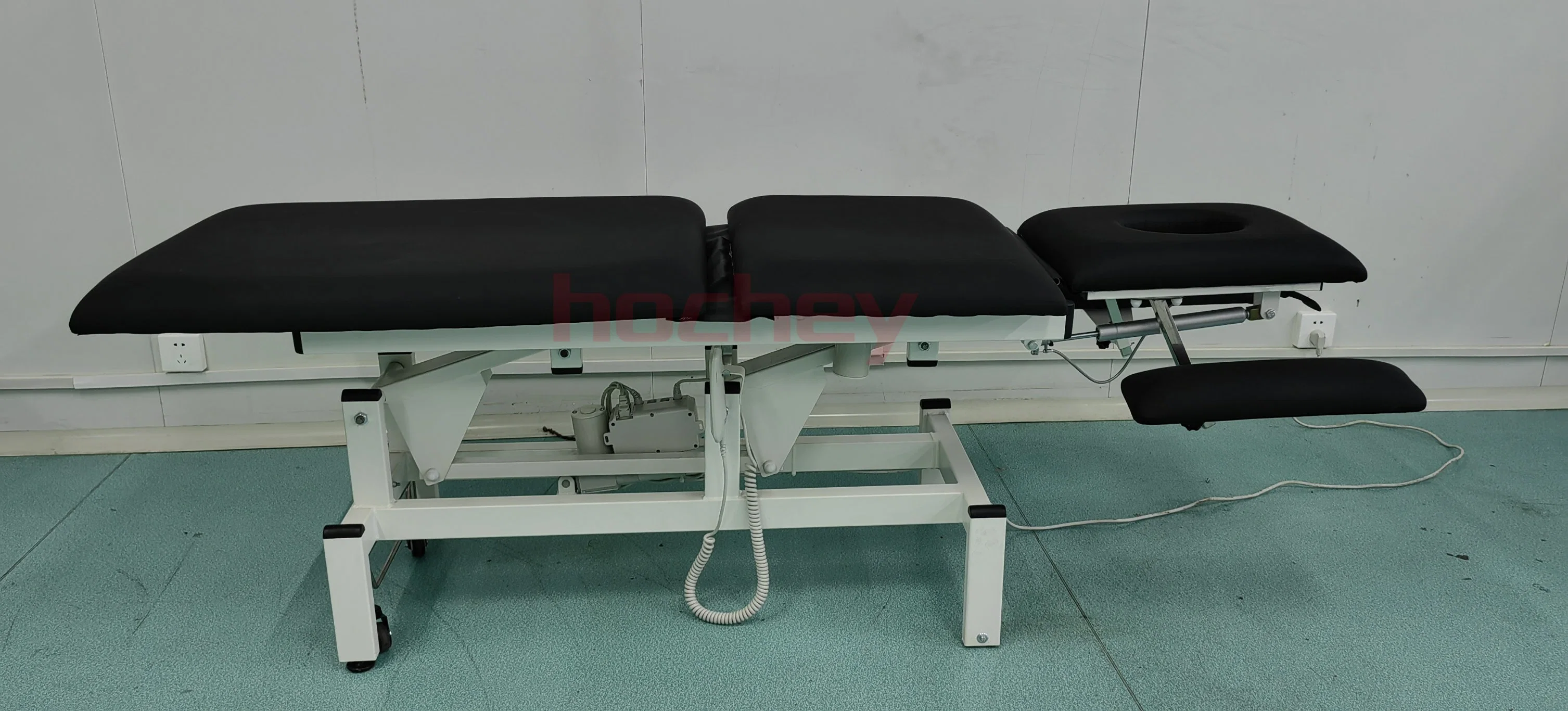 Hochey Factory Price Beauty Salon Furniture Massage Table Modern Facial Bed Electric SPA Beauty Salon Clinic Massage Treatment