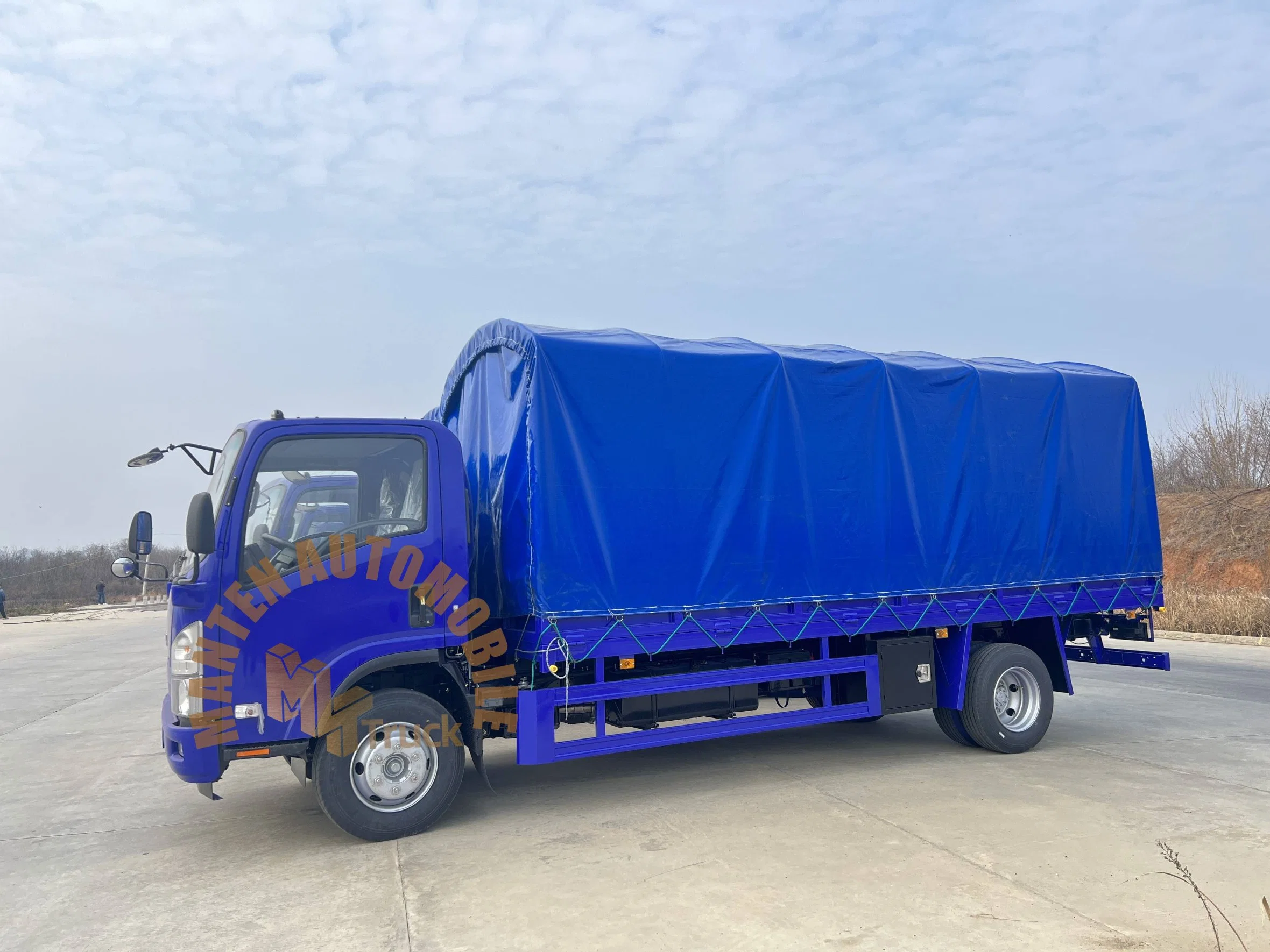 Isuzu FRR Elf 4khi 190HP 6T/7t/8t Truppentransporter Soldat Transport LKW zum Verkauf