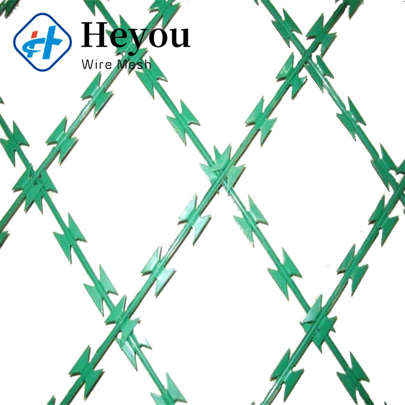 China Export Barbed Wire Mesh Manufacturers Bto-10 Razor Net Wire Mesh China Paint Diamond Hole Barbed Wire