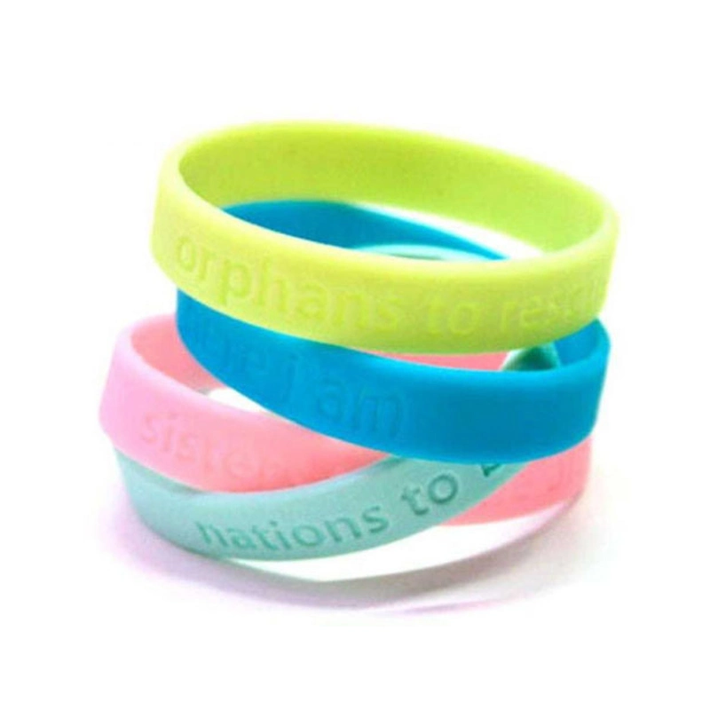 Silicone Wrist Band with Logo in Different Sizes - Hot Gift