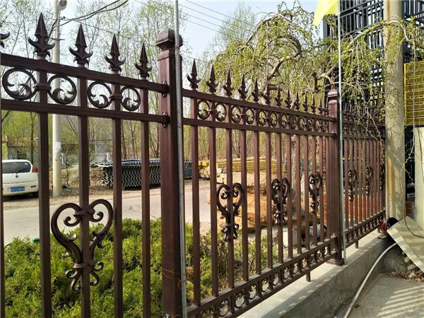 4X6FT Aluminum Welded Curved Wall Panels Garden Fence Black Metal Privacy Decorative Fence Panels Metal Aluminum