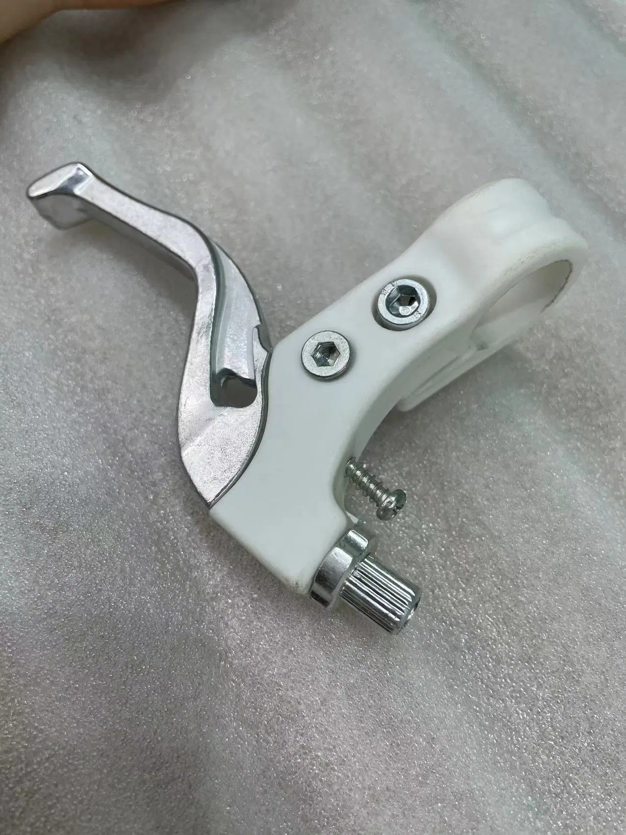 Half Aluminium Alloy Brake Lever White Color Bicycle Parts Bike Accessory