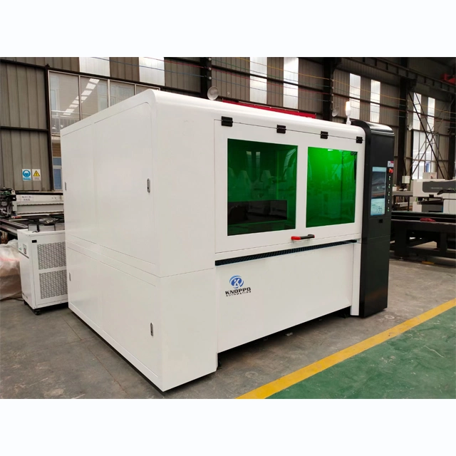 Best Price 1kw 2kw 3kw 4kw 6kw CNC Metal Plate Carbon Stainless Steel Aluminium Single Work Table Fiber Laser Cutting Full Closed Cover