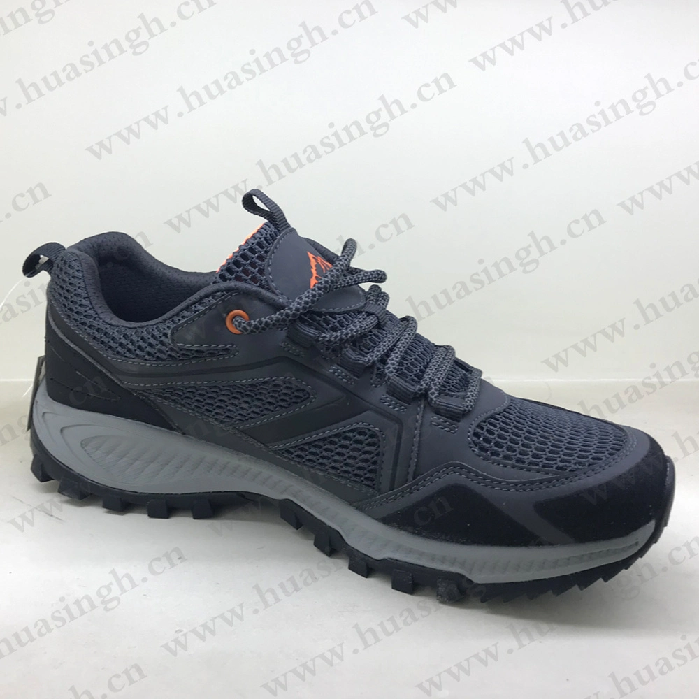 ZH, China Factory Wholesale hommes / femmes Chaussures de randonnée extérieures résistantes Chaussures de course à pied anti-dérapantes multicolores résistantes aux chocs HSS418