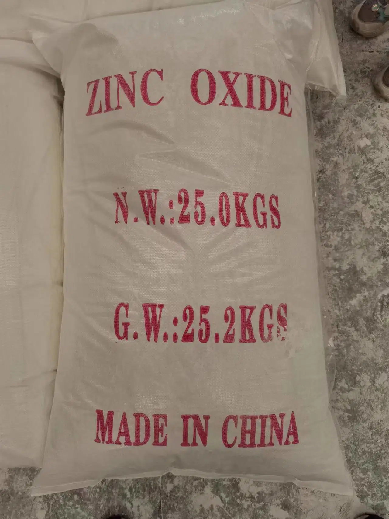 Zinc Oxide ZnO Used in The Production of Shoe Sole Rubber Sandals