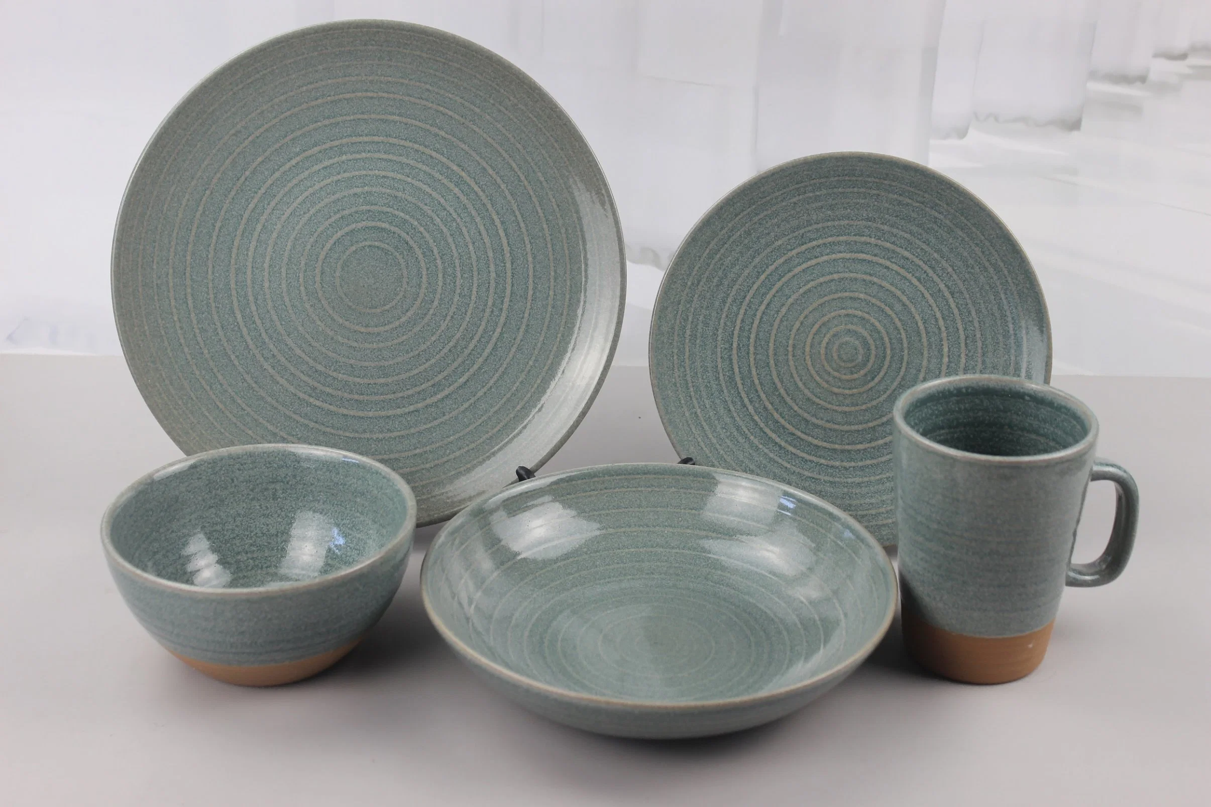 High quality/High cost performance  Pottery Clay Dinnerware Bowl/Plate/Soup Plate/Cup 20PCS