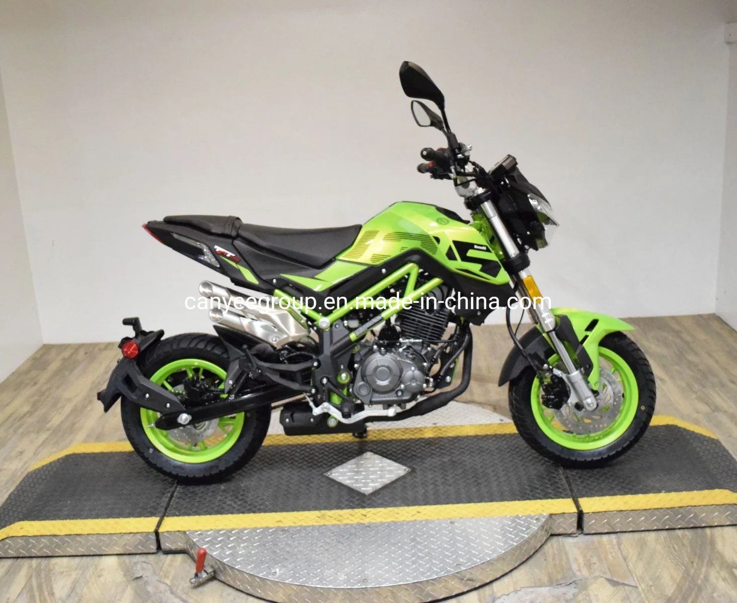 Nueva llegada barata Benelli TNT Moto135