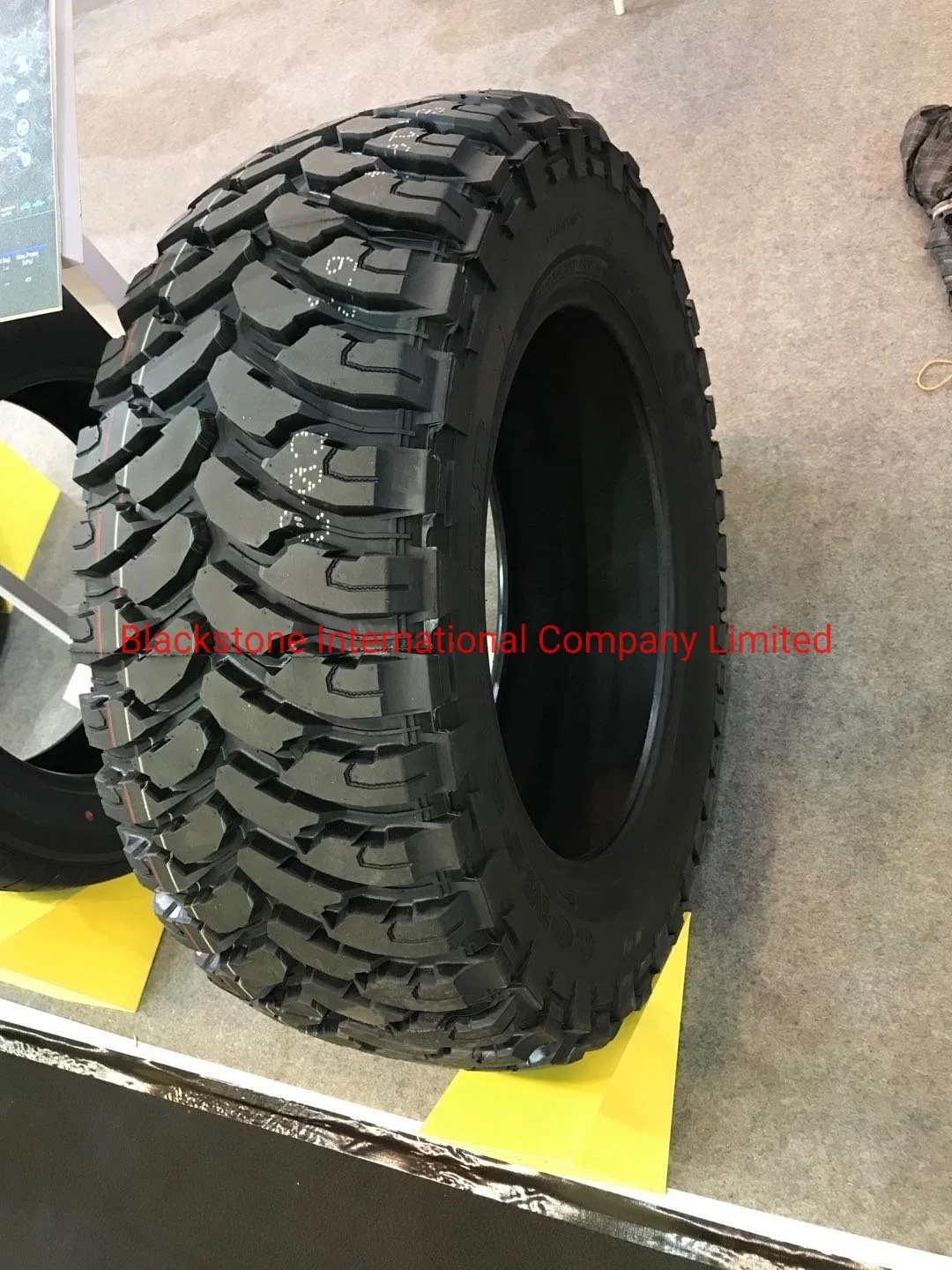 Light Truck Tyre Car Tire Passenger ATV Tires off Road