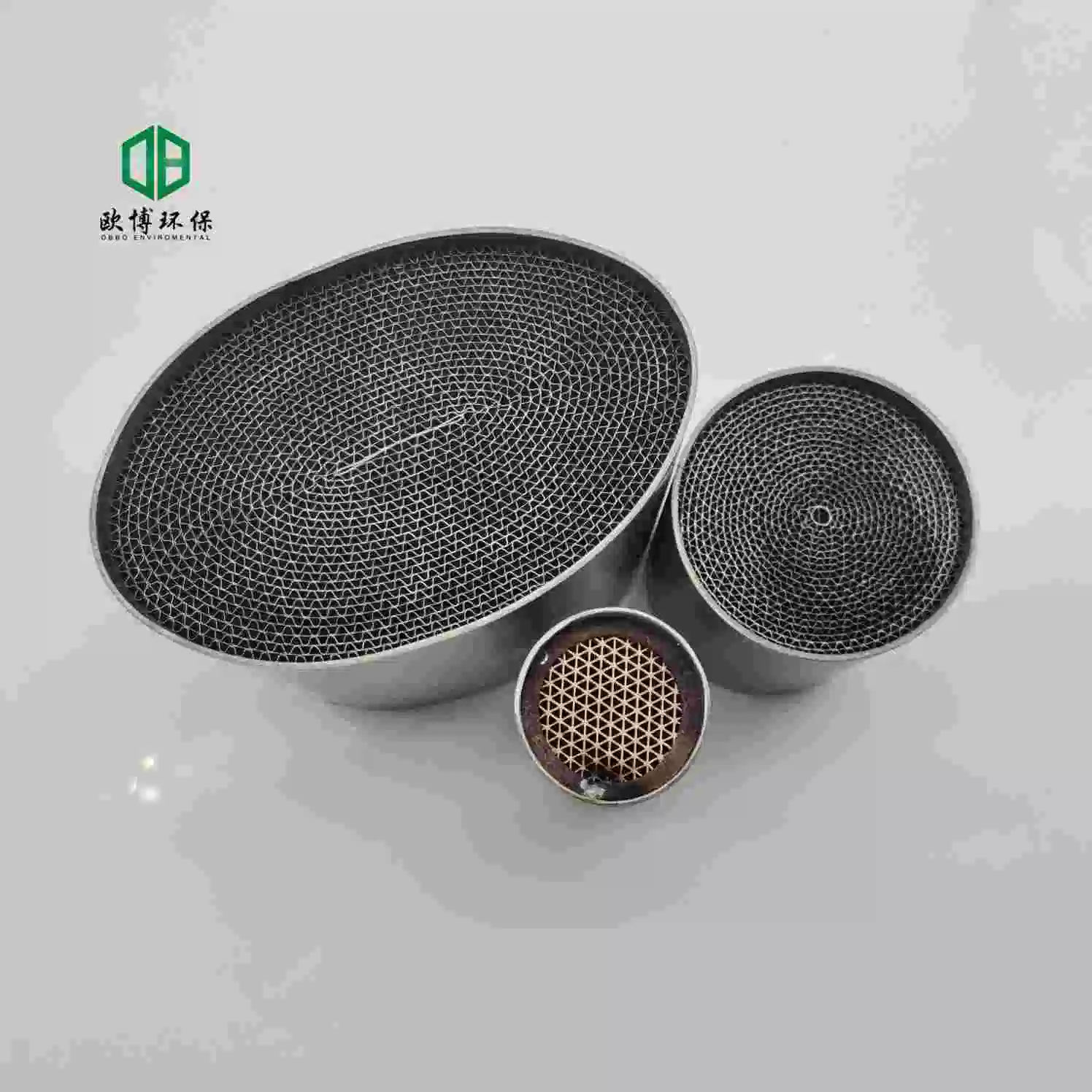 Factory Supply Euro4 Car Accessories Catalysts Diesel Vehicle for Diesel Engines