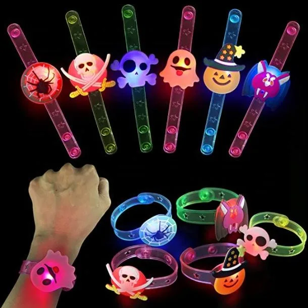 2023 fuentes de Fiesta Halloween decoraciones LED brillante Pulsera luminosa Cartoon Ilumina