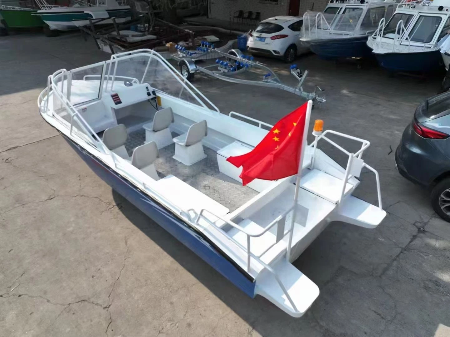 Hot Sale Customized Fiberglass a High-Speed Craft in China