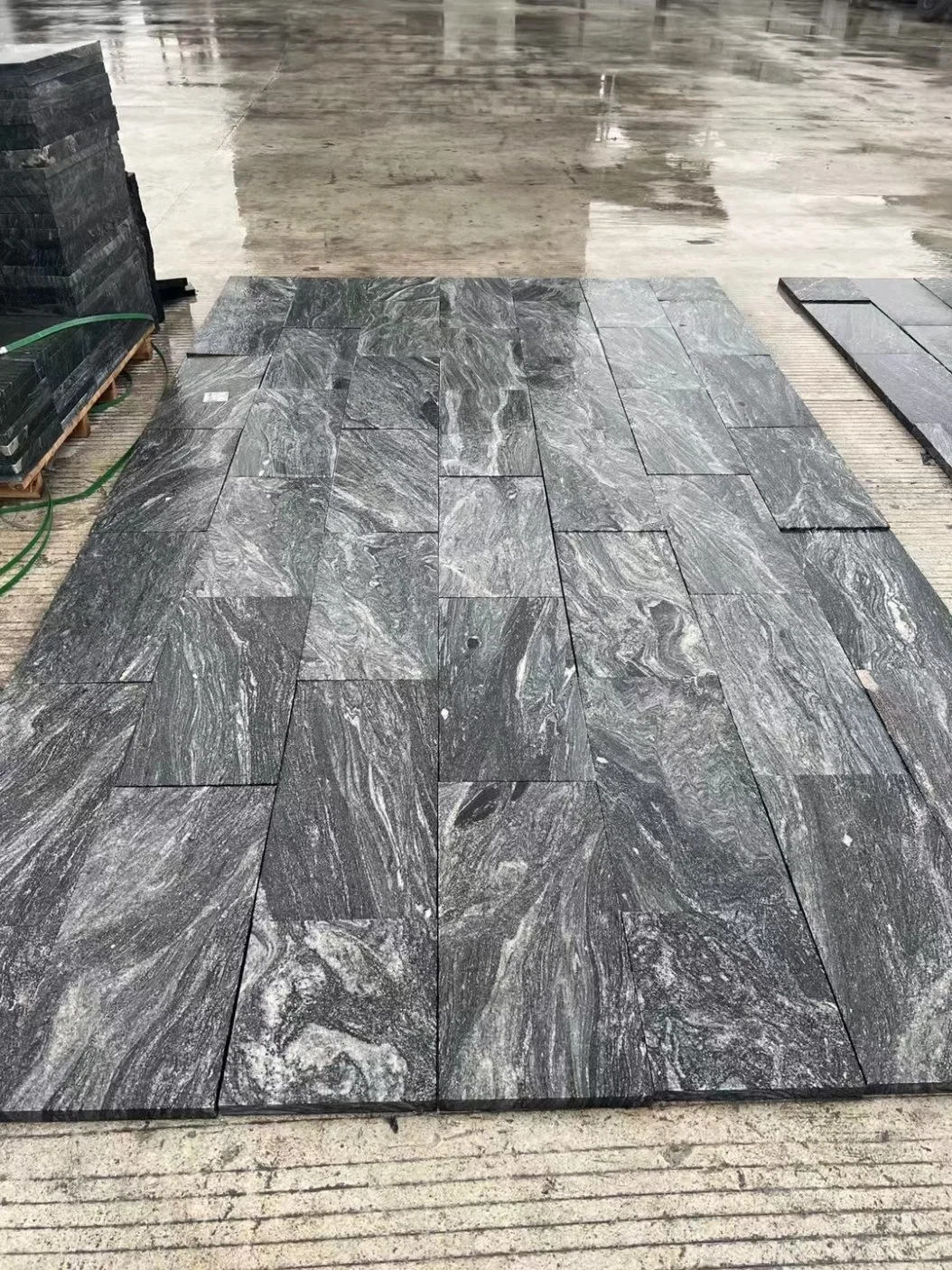 China Juparara Granite Tiles & Slabs, Floor & Wall