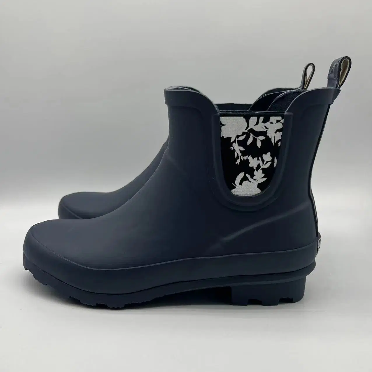 Frauen Schuhe für Regen Mode Stiefel Lady Gummi Schuhe Erwachsene Stiefel