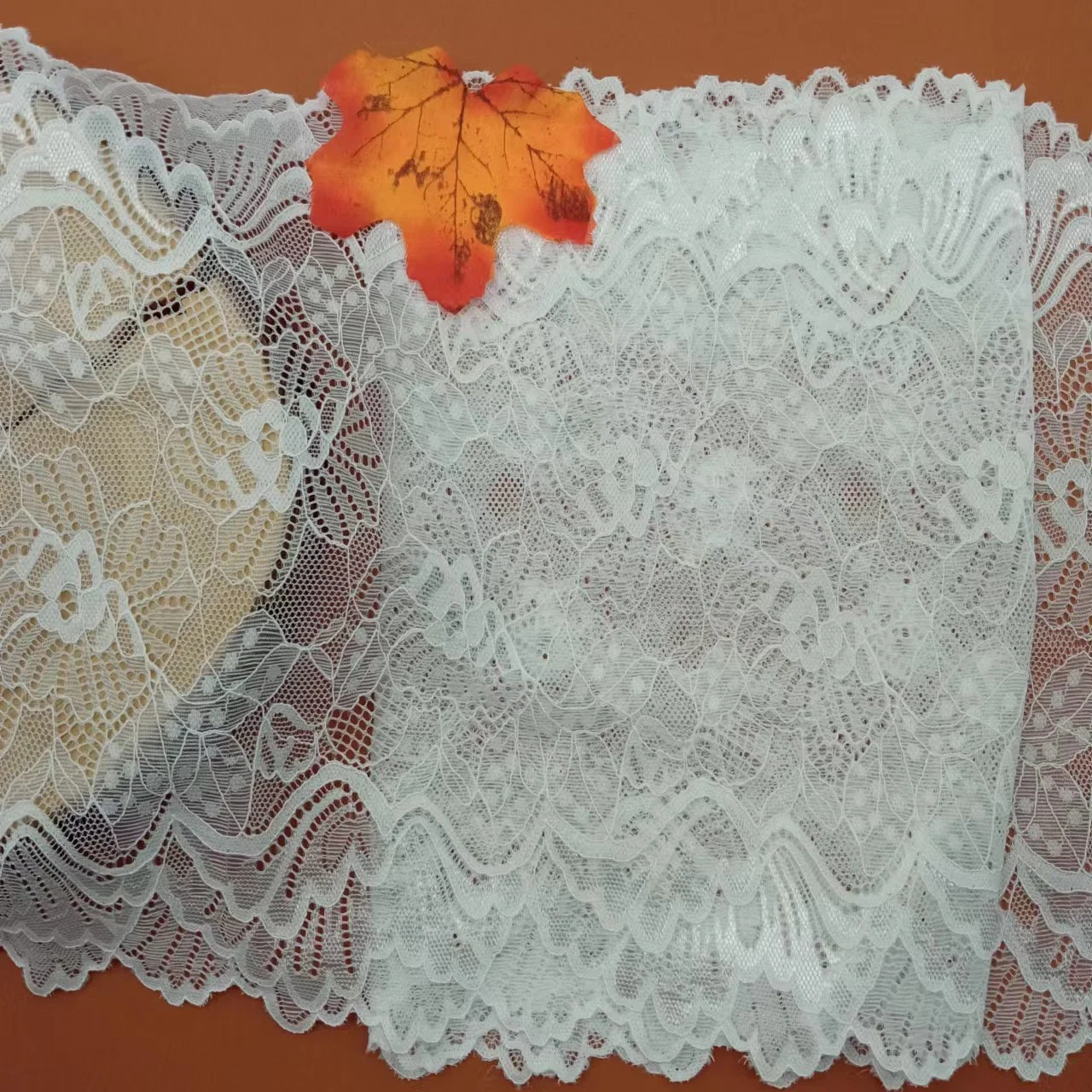 Factory Wholesale/Supplier Cheap Knitting Lace Trim Embroidery for Garment Accessories