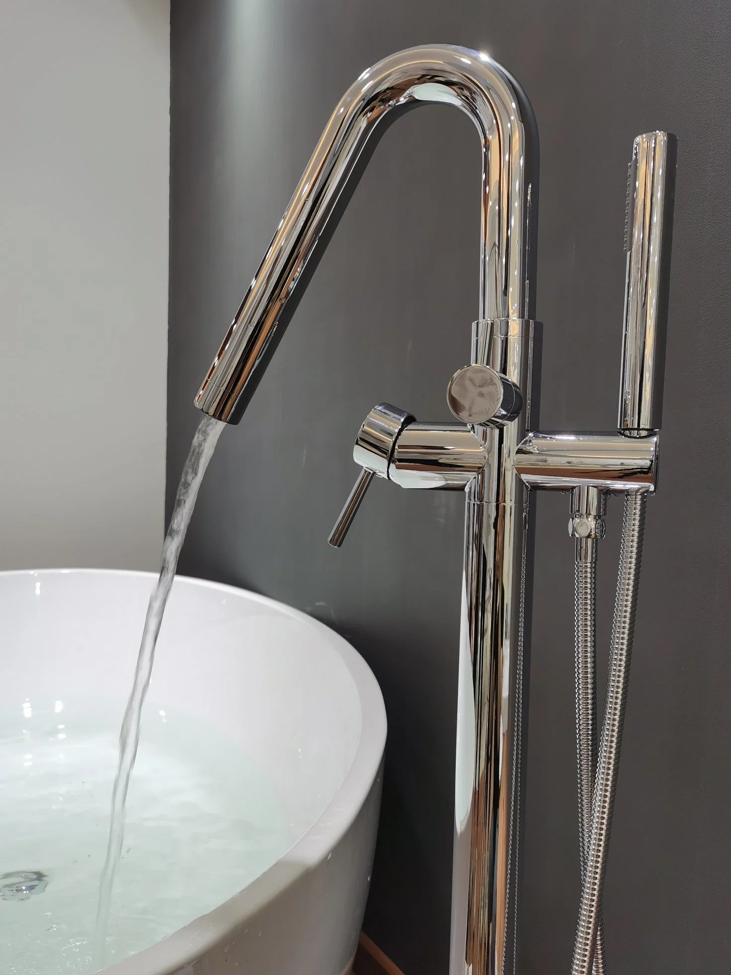 Brass Chrome Square Floor Mounted Bathtub Faucet Hand Shower