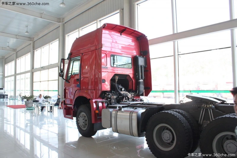 Low Price Chinese Best Selling Sinotruk HOWO 6X4 Tractor Truck 30 Ton 6X4 10 Tyres Used Chinese HOWO in Africa