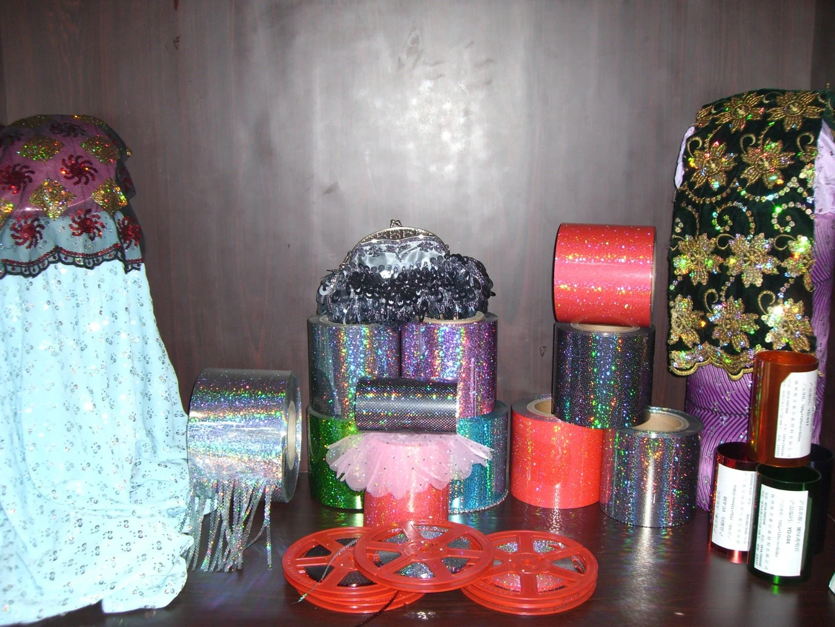 35micron/50micron/75micron/100micron Pet Metallized Foil for Glitter/Sequins/Gift