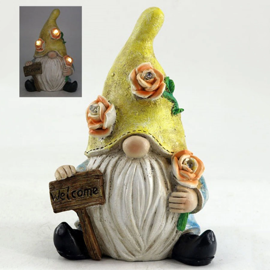 Customized Outdoor Resin Garden Gnome Statue Figurine with Solar LED Light Polyresin Gnome Figurine for Patio Yard Lawn