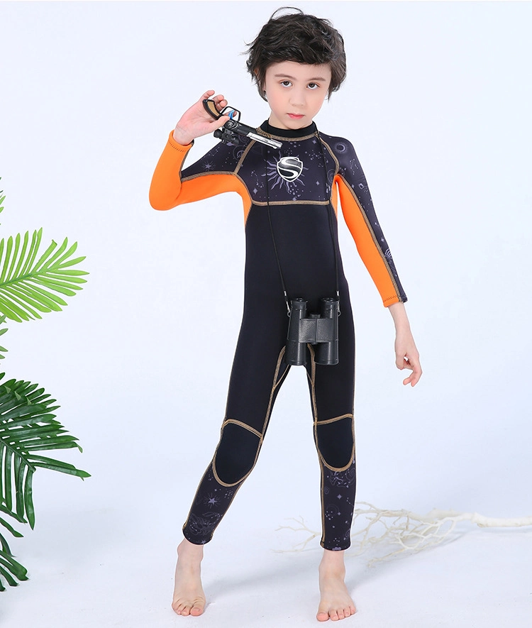 Novo design de 2,5 mm Preto e Blue Boy Diving Suit para Venda