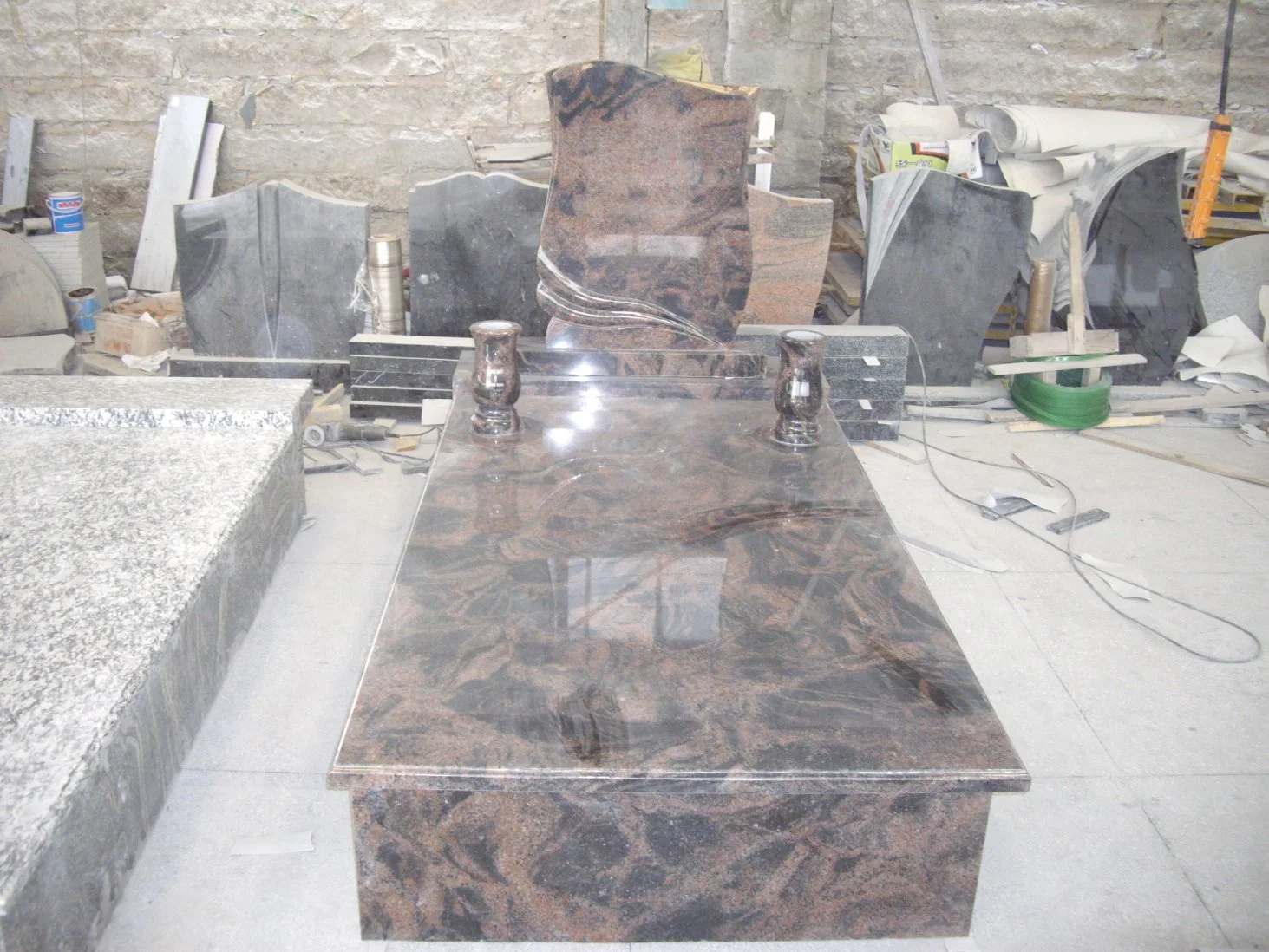Germany Style Marble/Granite Headstone for Graves for European Style Tombstones and Monuments