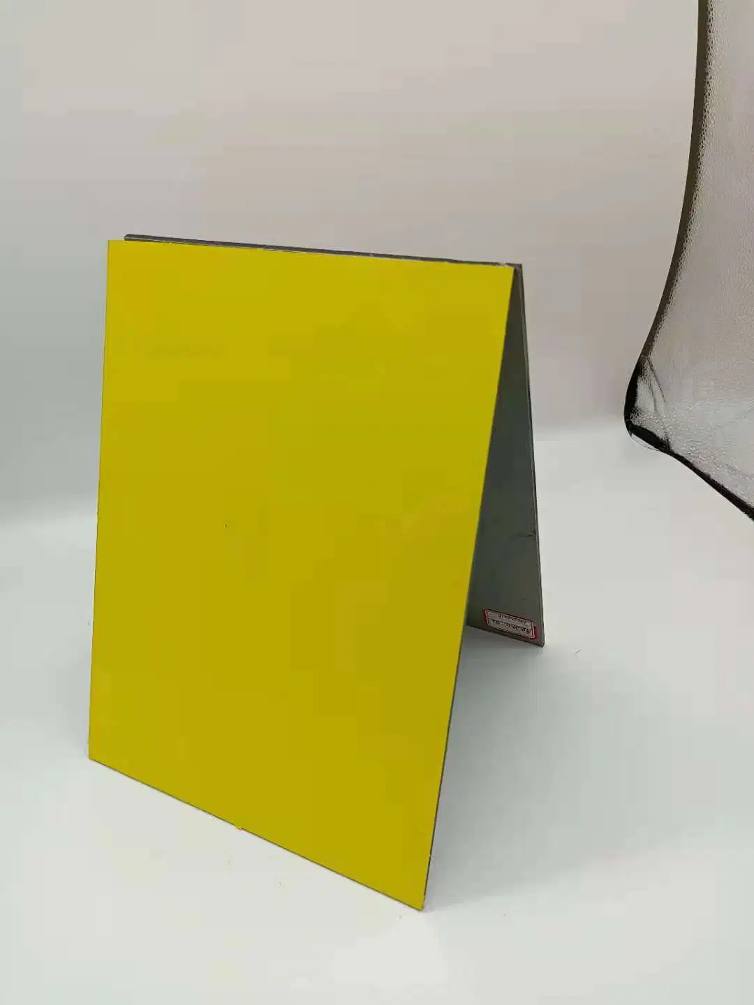 Superfície de cor amarelo sólido PE Aluminum Composite Material de construção ACP do painel de revestimento de paredes