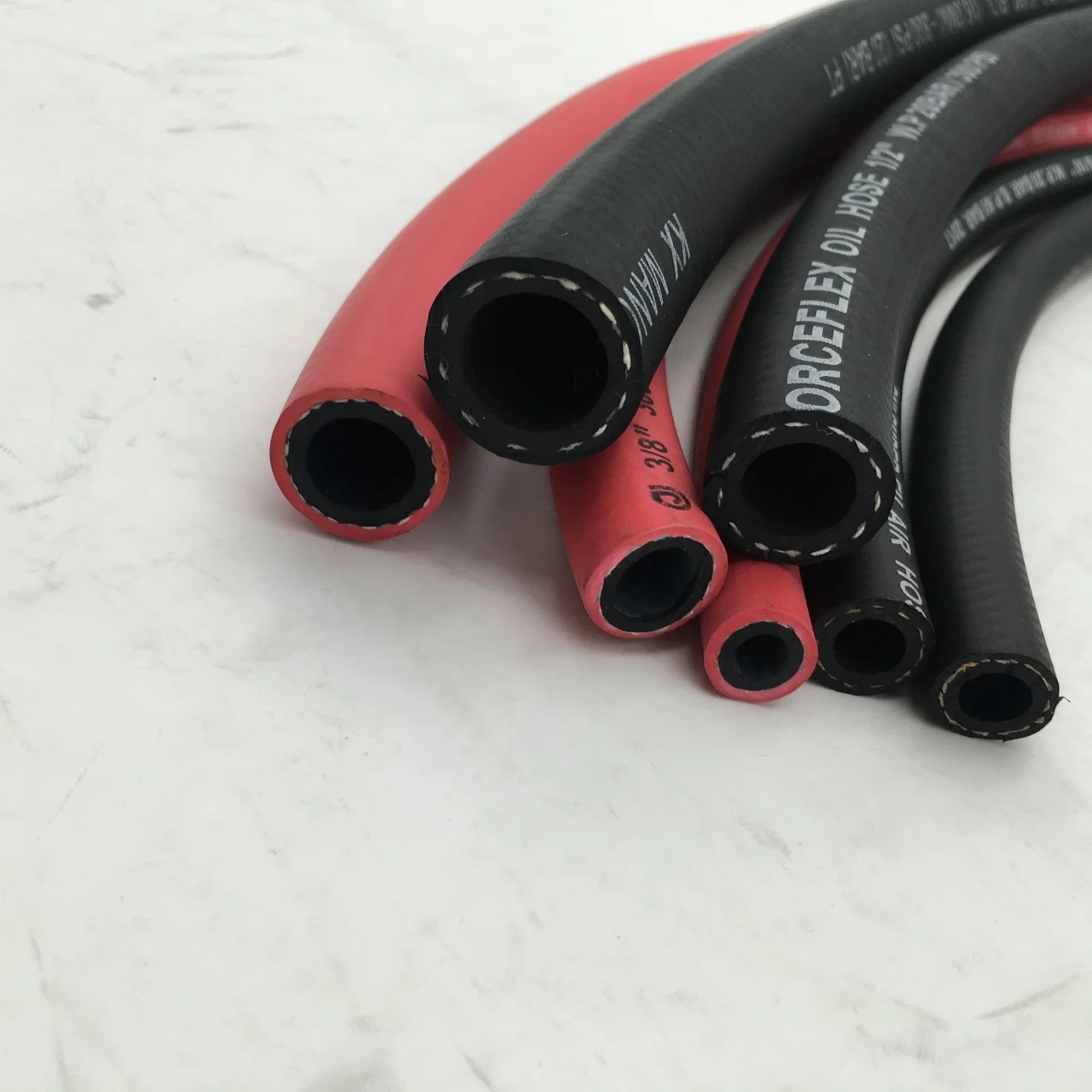 Smooth Cover Flexible Rubber Water Hose for Wire Cable Flexible Rubber Hose for Wire Cable Protection