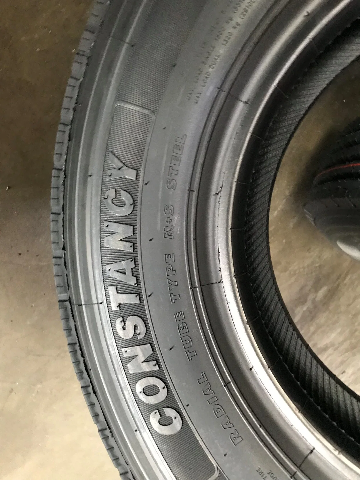 Constancy Ah23 Radial Truck Bus Tyre (7.50R16)