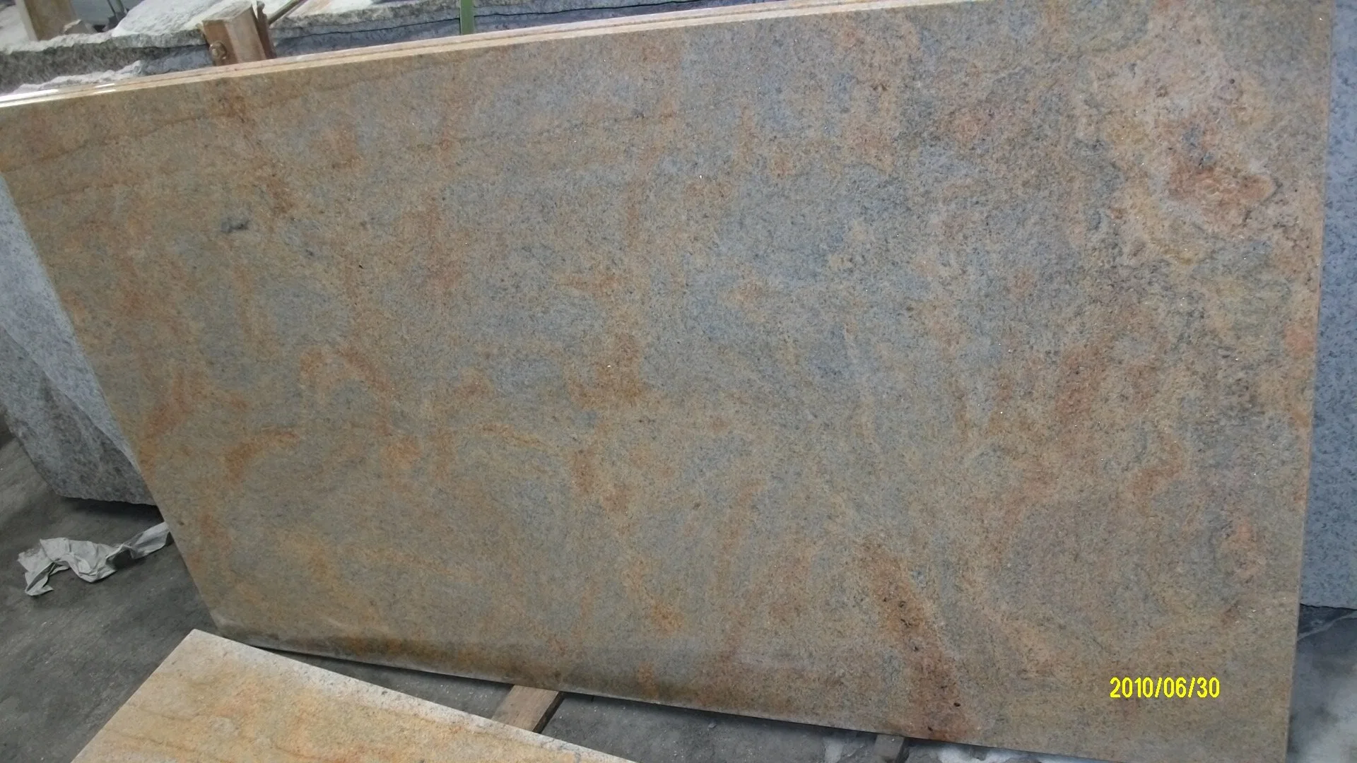 Kashmir Gold Granite Walling and Flooring Tiles Stone