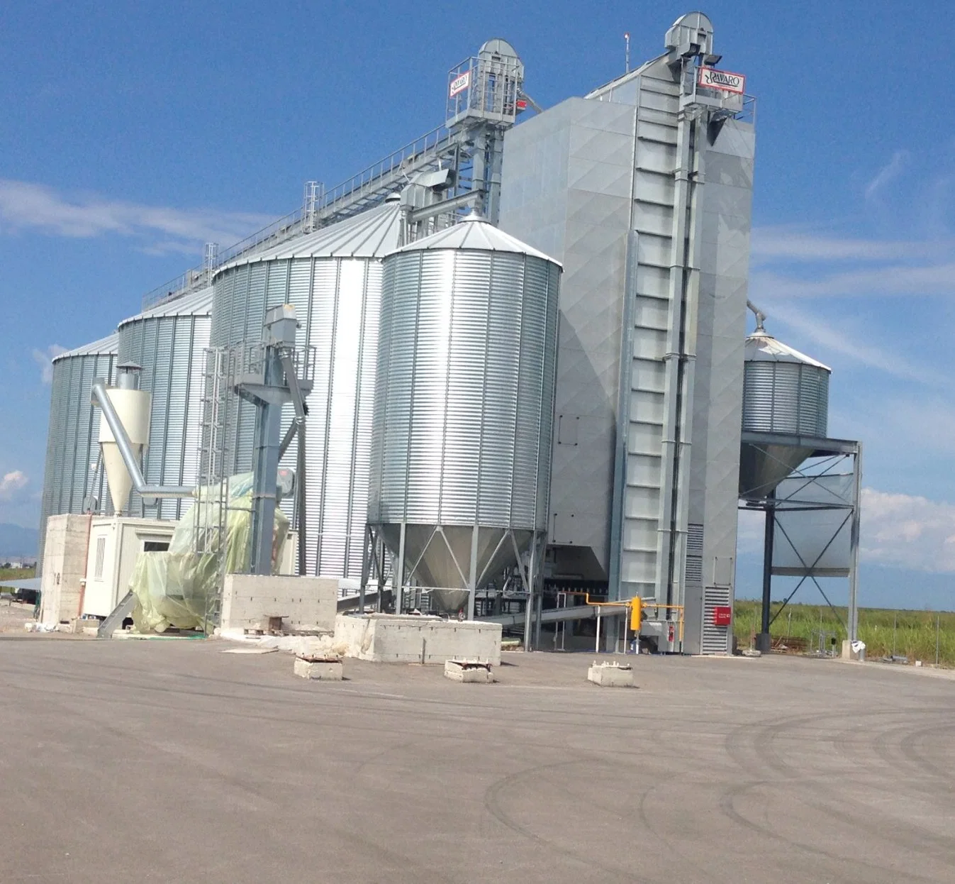 100-10000t Paddy Corn Maize Grain Storage Bin Steel Silo