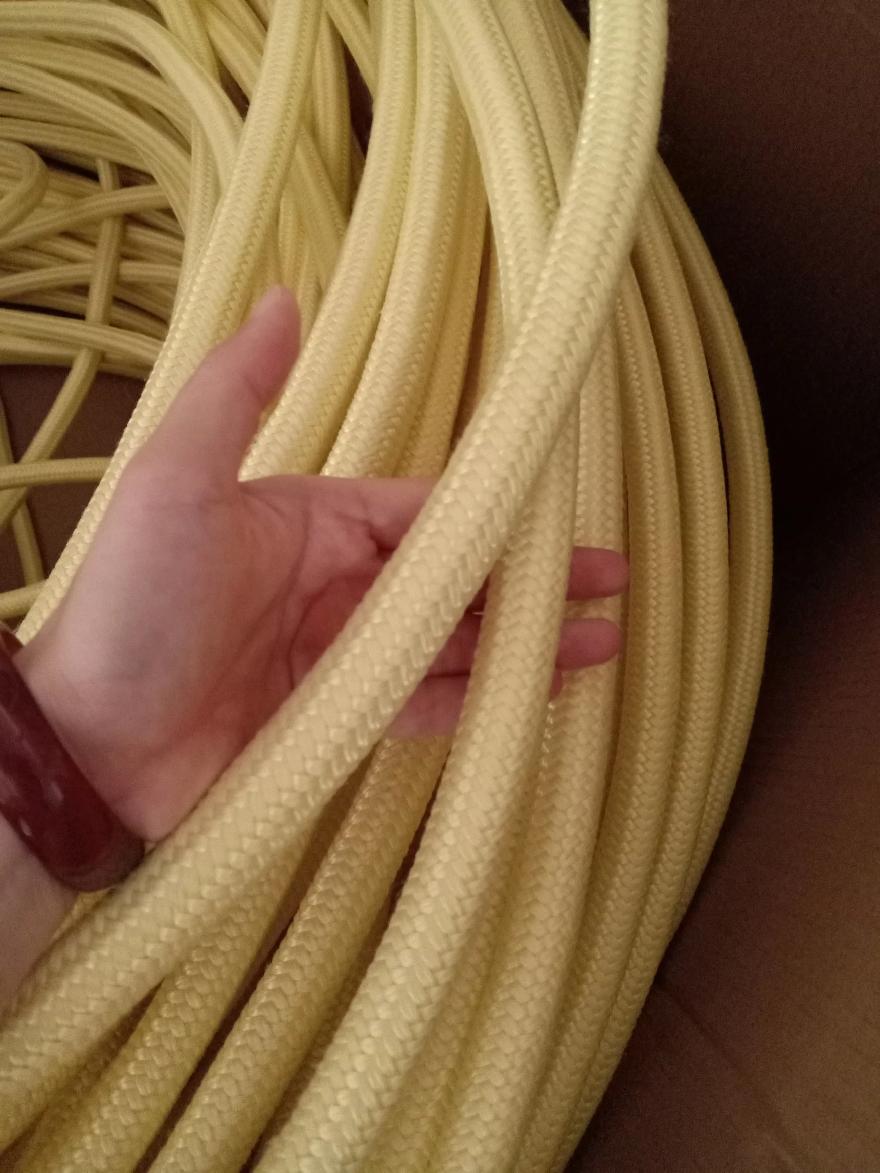 Factory Direct Sale 10mm 12mm 16mm Kevlar Aramid Fiber Round Rope for Industrial Use