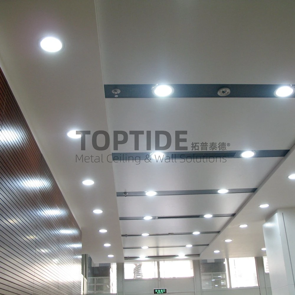 Detachable Aluminium Windproof Suspended Metal Panel Decorative Square Drop Ceiling 600 X 600