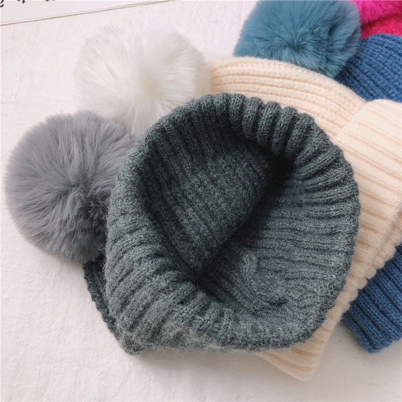 Precio al por mayor mujeres Invierno caliente POM POM gorro de gorro