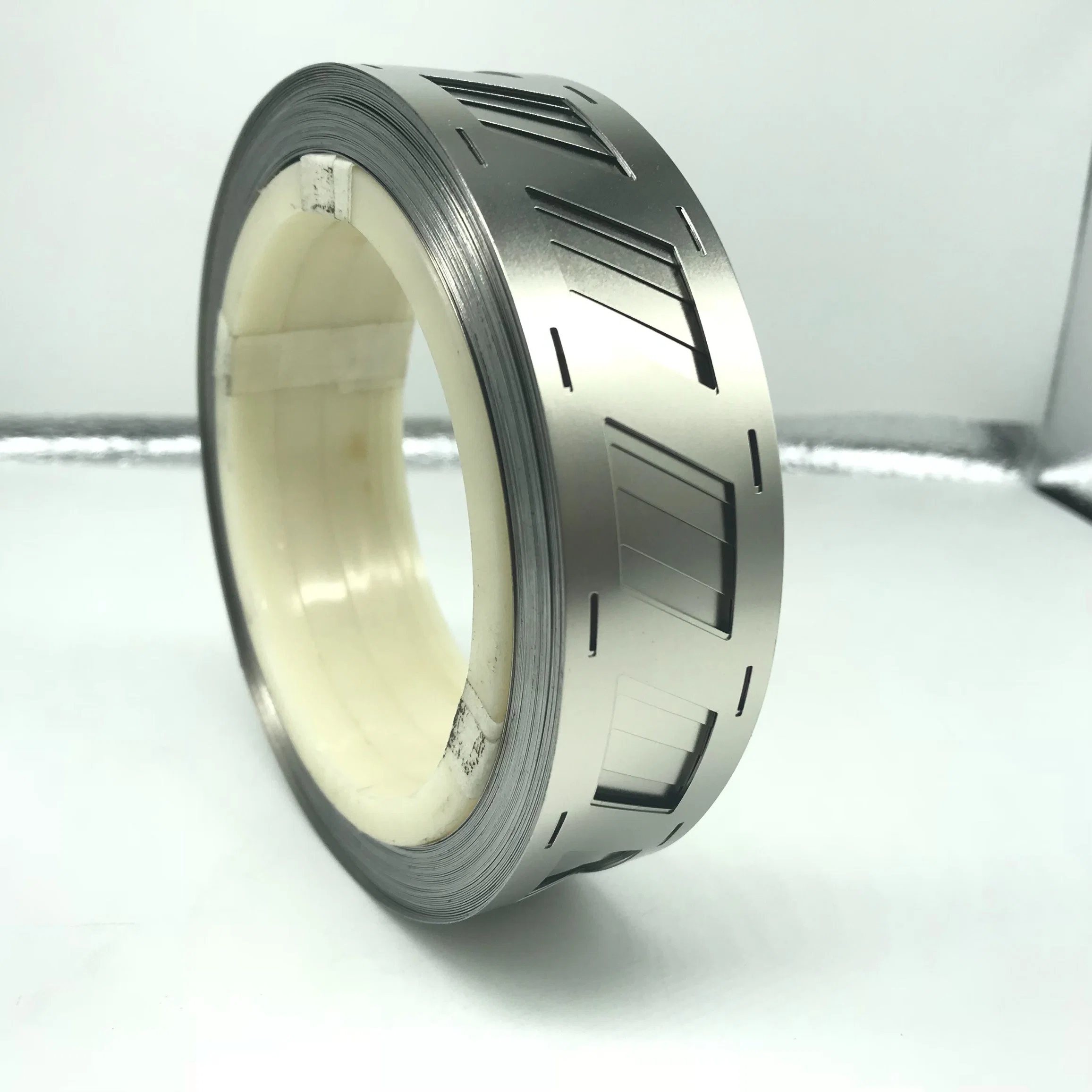 Custom Rhombus 26,3mm Spacing 26650 2p Nickel Tape Lithium-Batterie Steckverbinder 99,5 % Reiner Nickelstreifen 26650