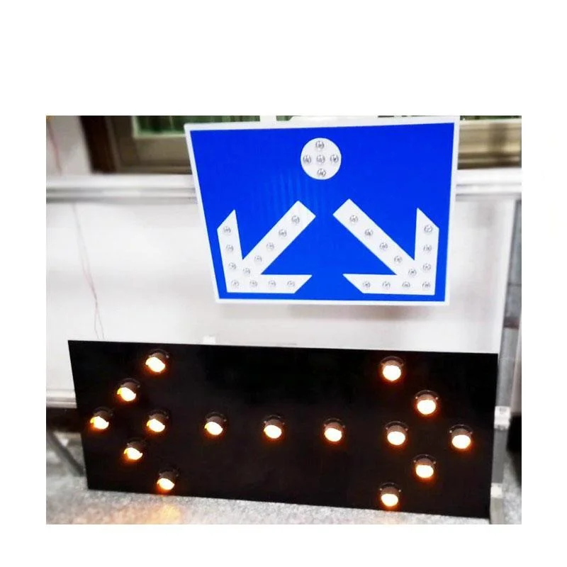 DOT-Matrix LED Flashing Road Sign Solar Panel Aluminum Traffic Arrow