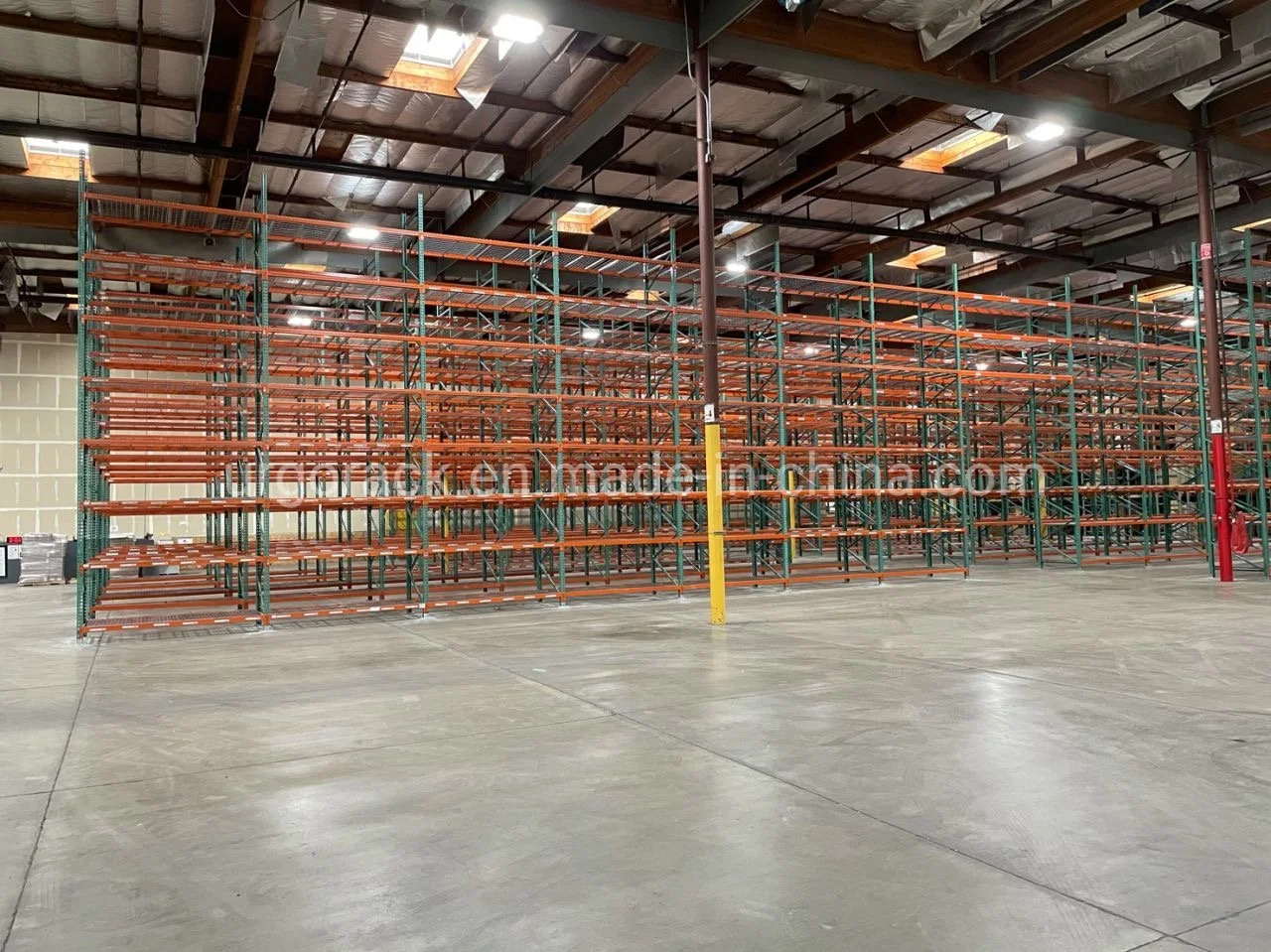 Warehouse Storage Teardrop US Type Pallet Rack