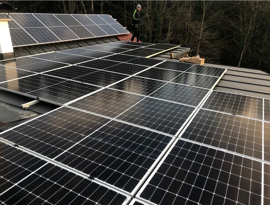 El uso de la utilidad del techo de la estandarizada de la Energía Solar Panel Solar de Mono al por mayor 450W