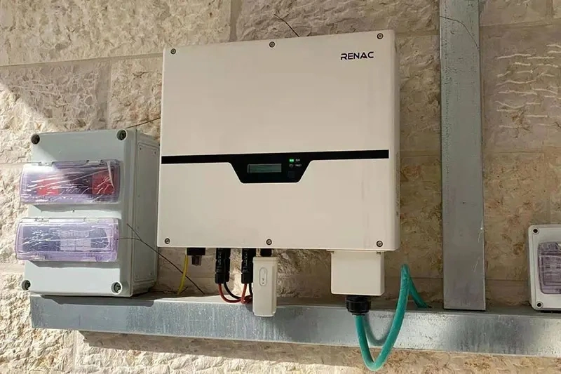 Sur la grille de 8 kw Renac onduleur 8kVA solaire solaire grille tie avec double de l'onduleur MPPT