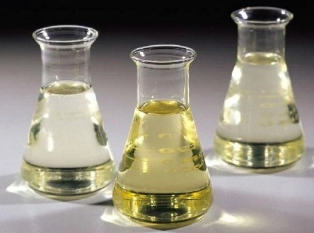 Ar Grade and Industry Grade in Photography Chemical Raw Material CAS 112-80-1industrial Fatty Oleic Acid