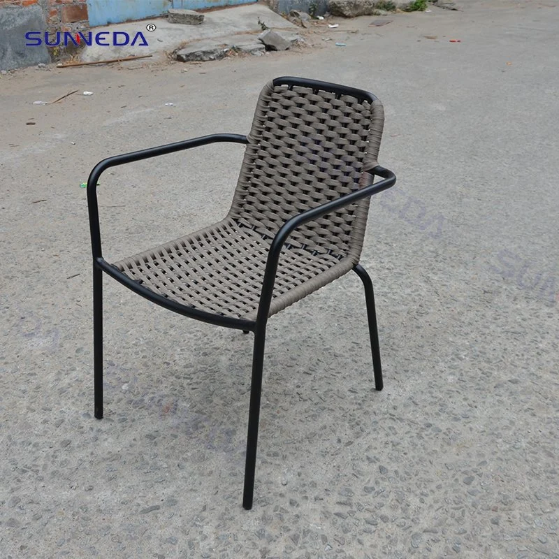 Sunneda Foshan Manual Patio Table Set with Strong Bearing Capacity Thick Iron Frame